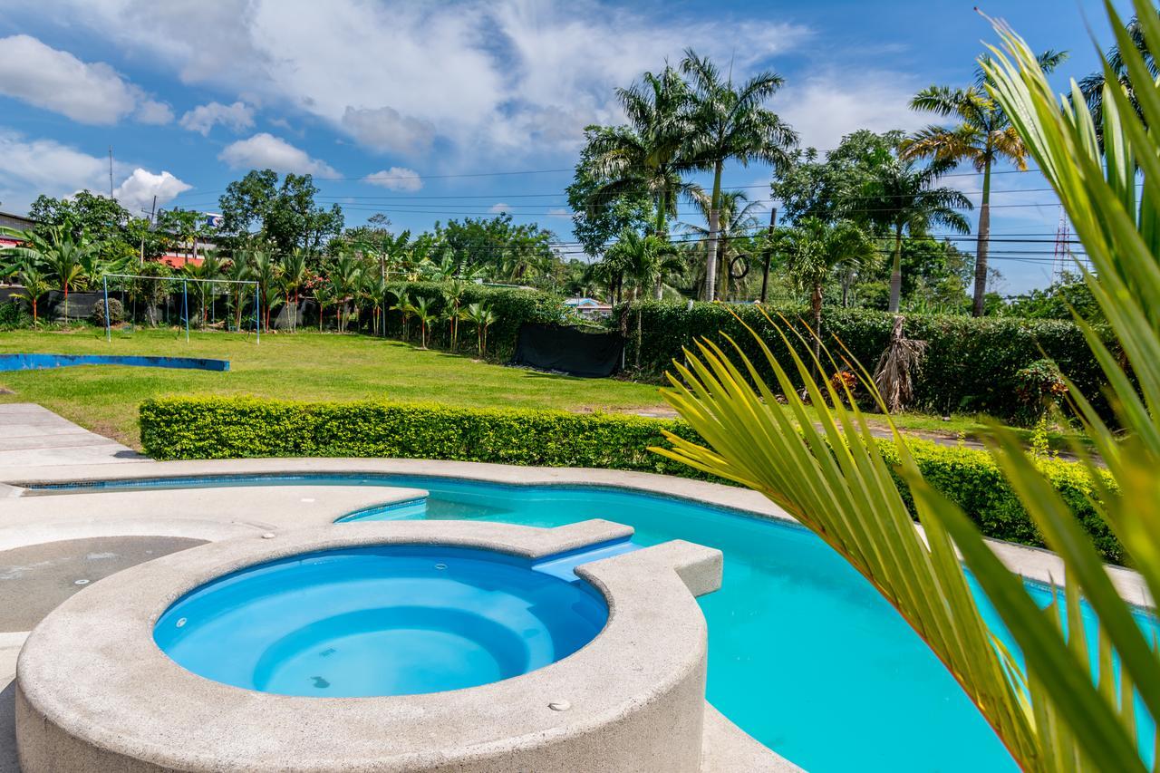 Hotel Pacuare Siqurres Da Alegria Bagian luar foto
